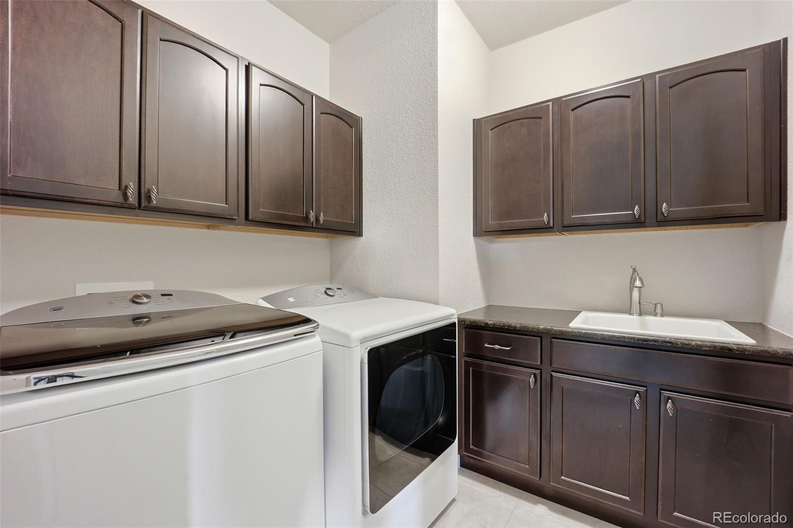 7566 S Quantock Court Aurora CO 80016