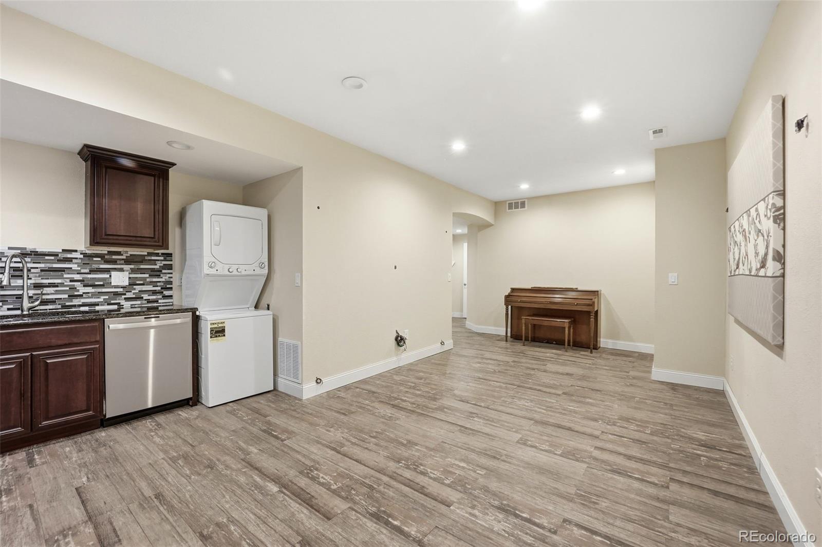 7566 S Quantock Court Aurora CO 80016
