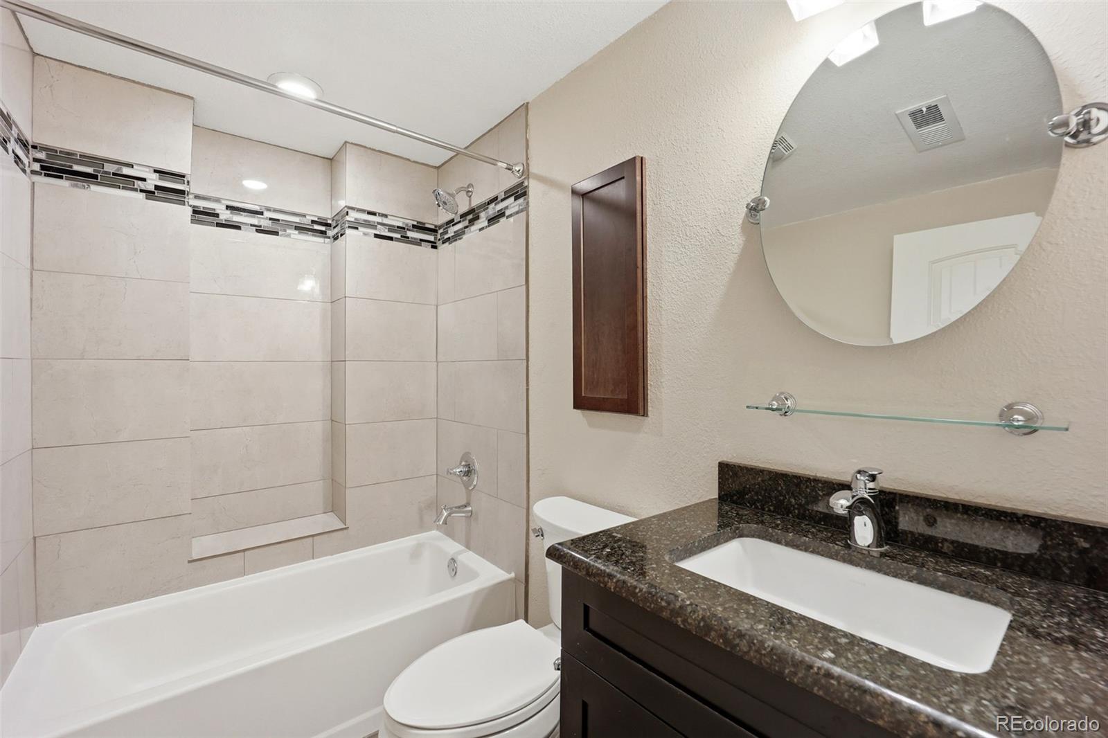7566 S Quantock Court Aurora CO 80016