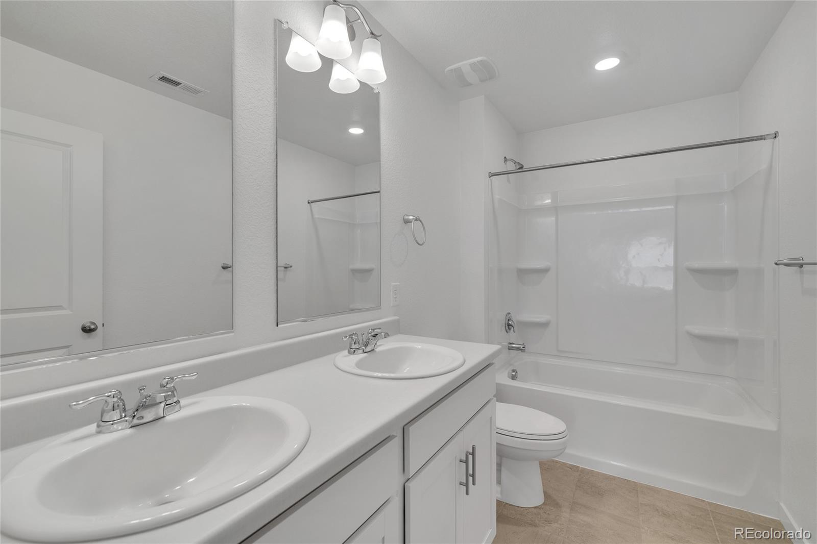 212 S Uriah Street Aurora CO 80018