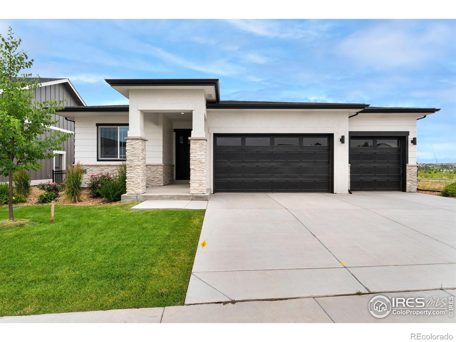 23845 E River Front Drive Aurora CO 80019