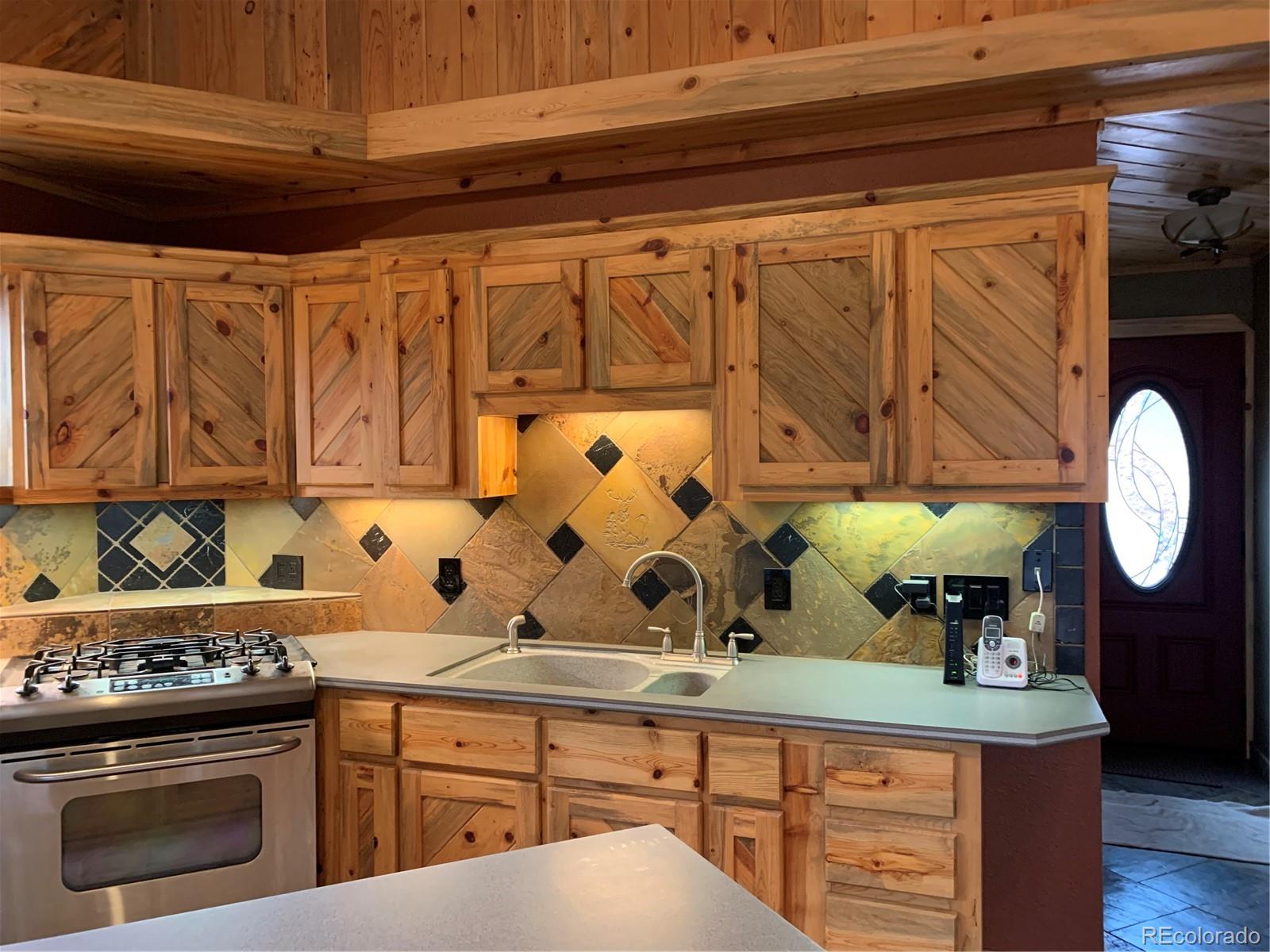 110 Wallace Drive Florissant CO 80816