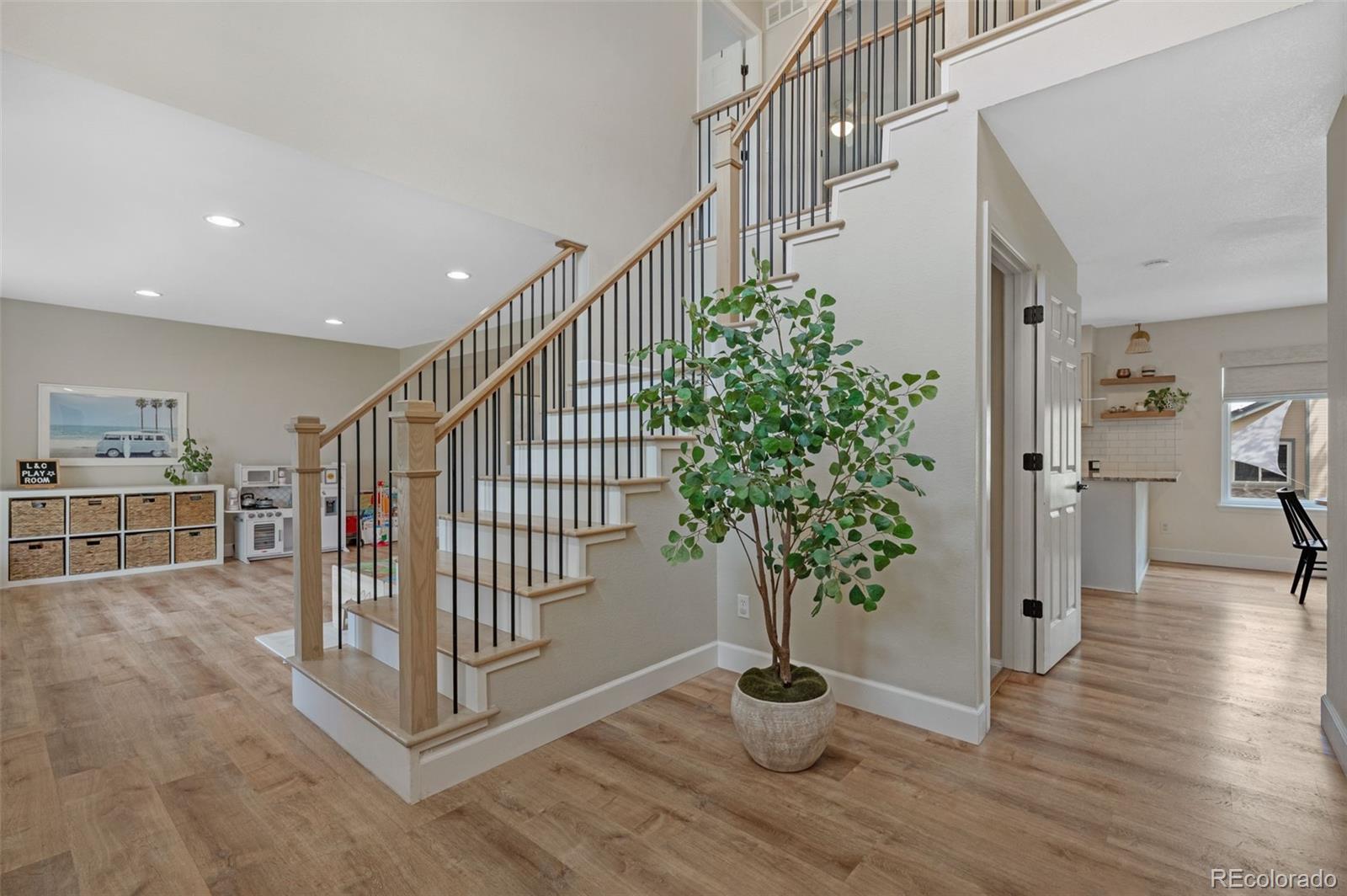 9272 S Crestmore Way Highlands Ranch CO 80126