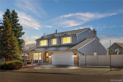 4620 Blackhawk Way Denver CO 80239