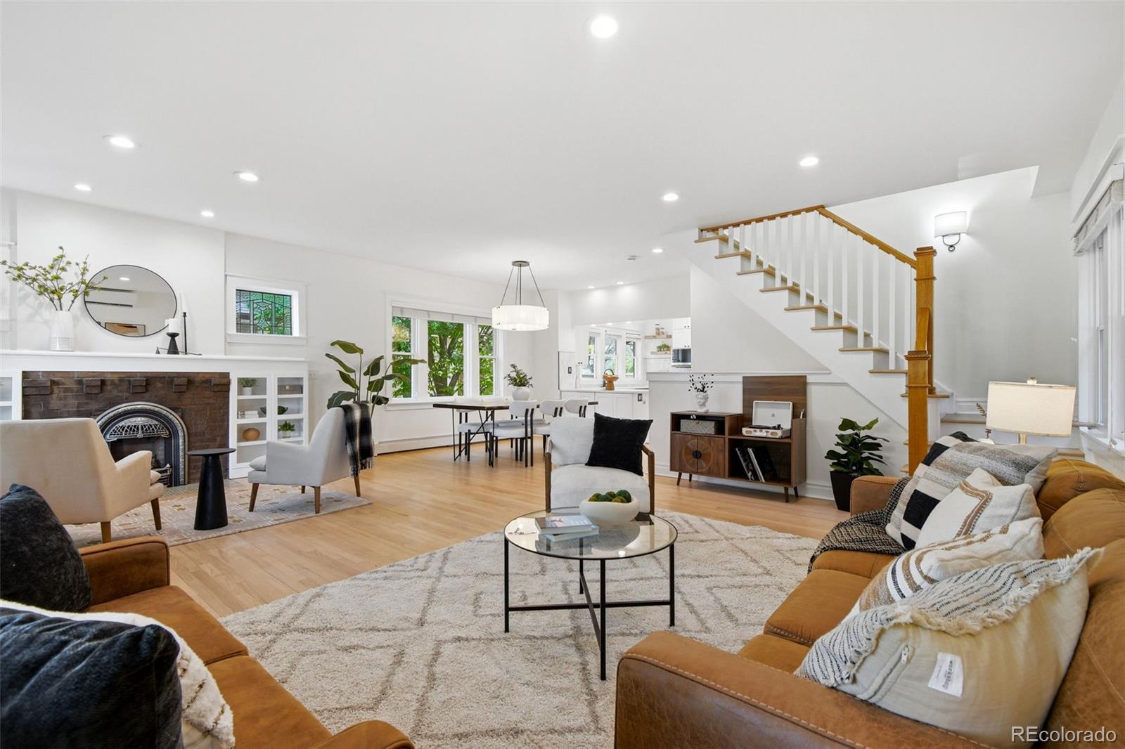915 S Downing Street Denver CO 80209