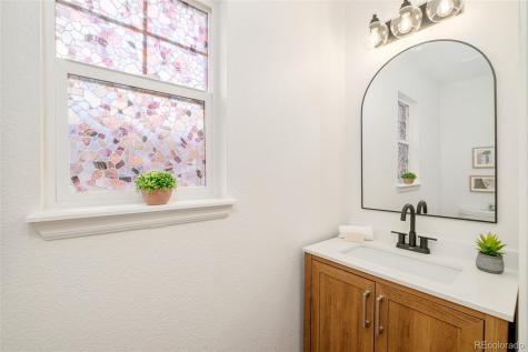 4955 S Elk Street Aurora CO 80016