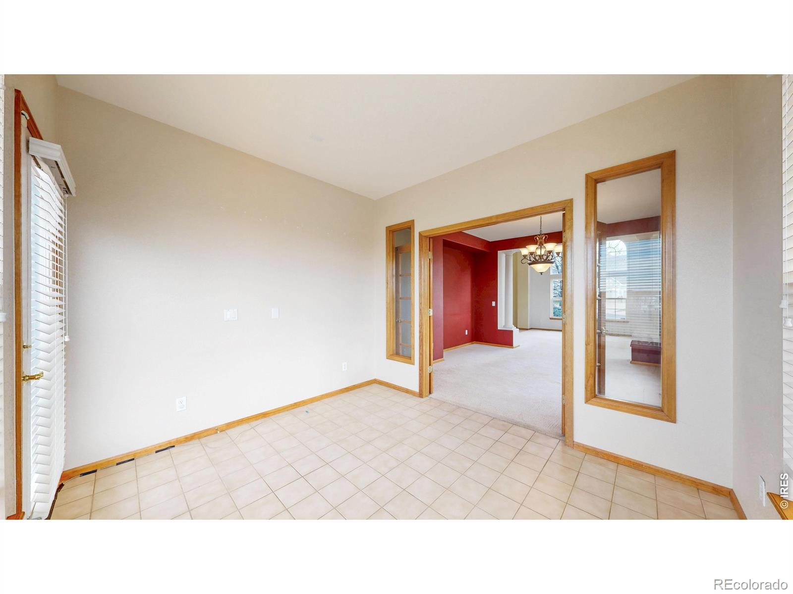 5904 S Ukraine Street Aurora CO 80015
