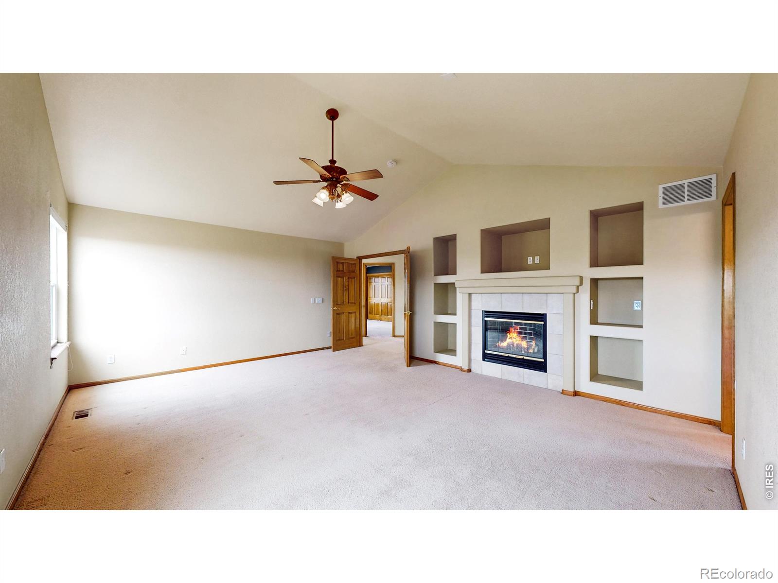 5904 S Ukraine Street Aurora CO 80015