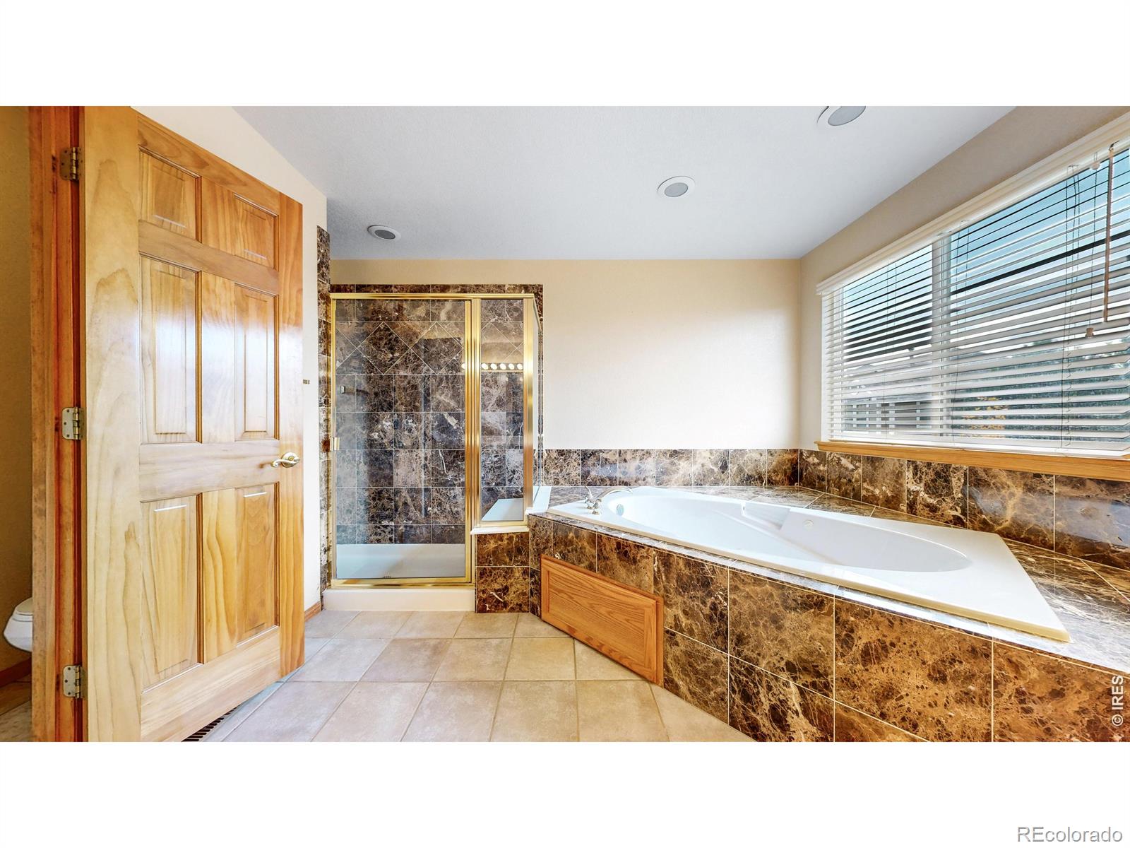 5904 S Ukraine Street Aurora CO 80015