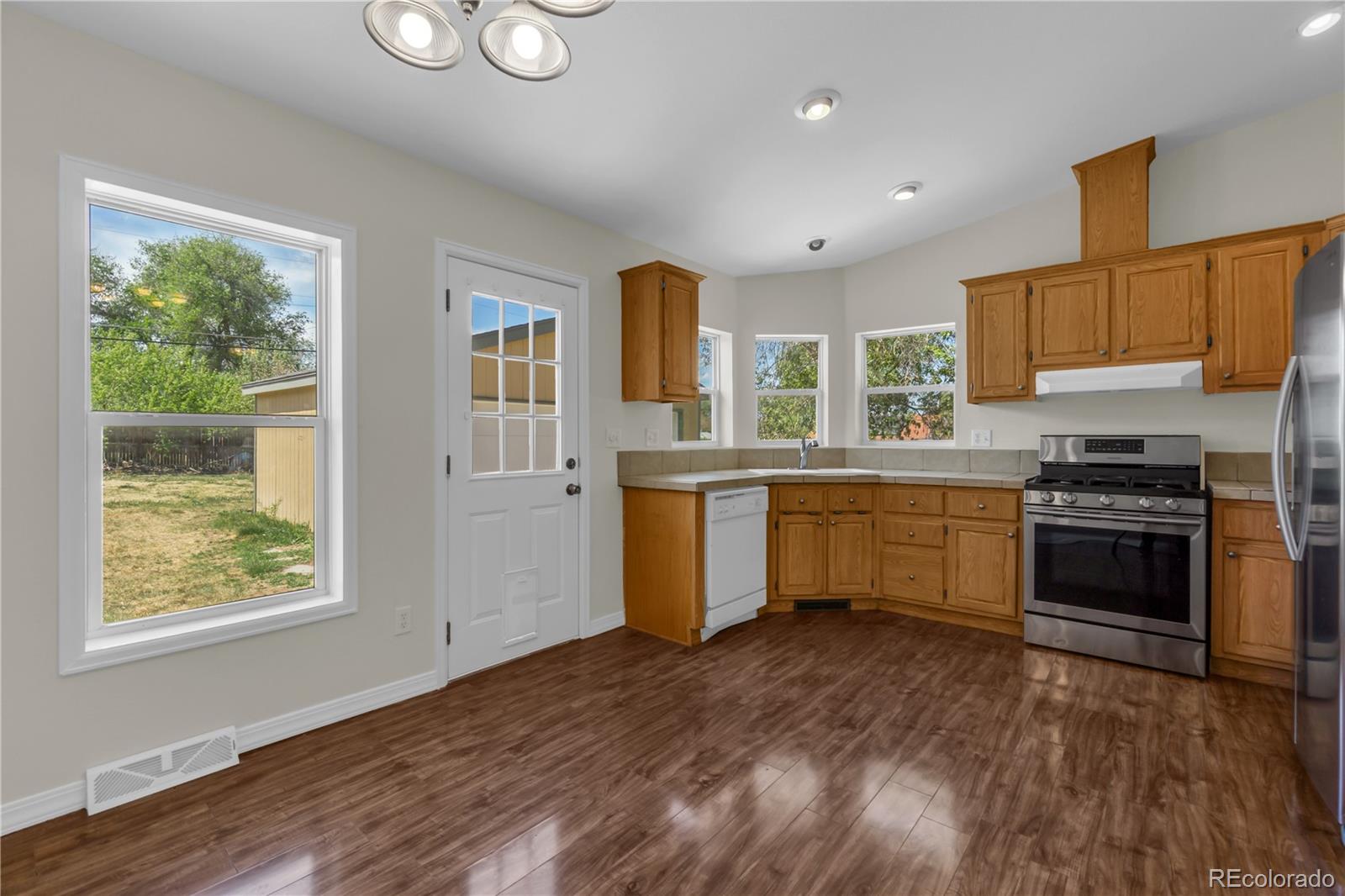 31 Jay Street Lakewood CO 80226