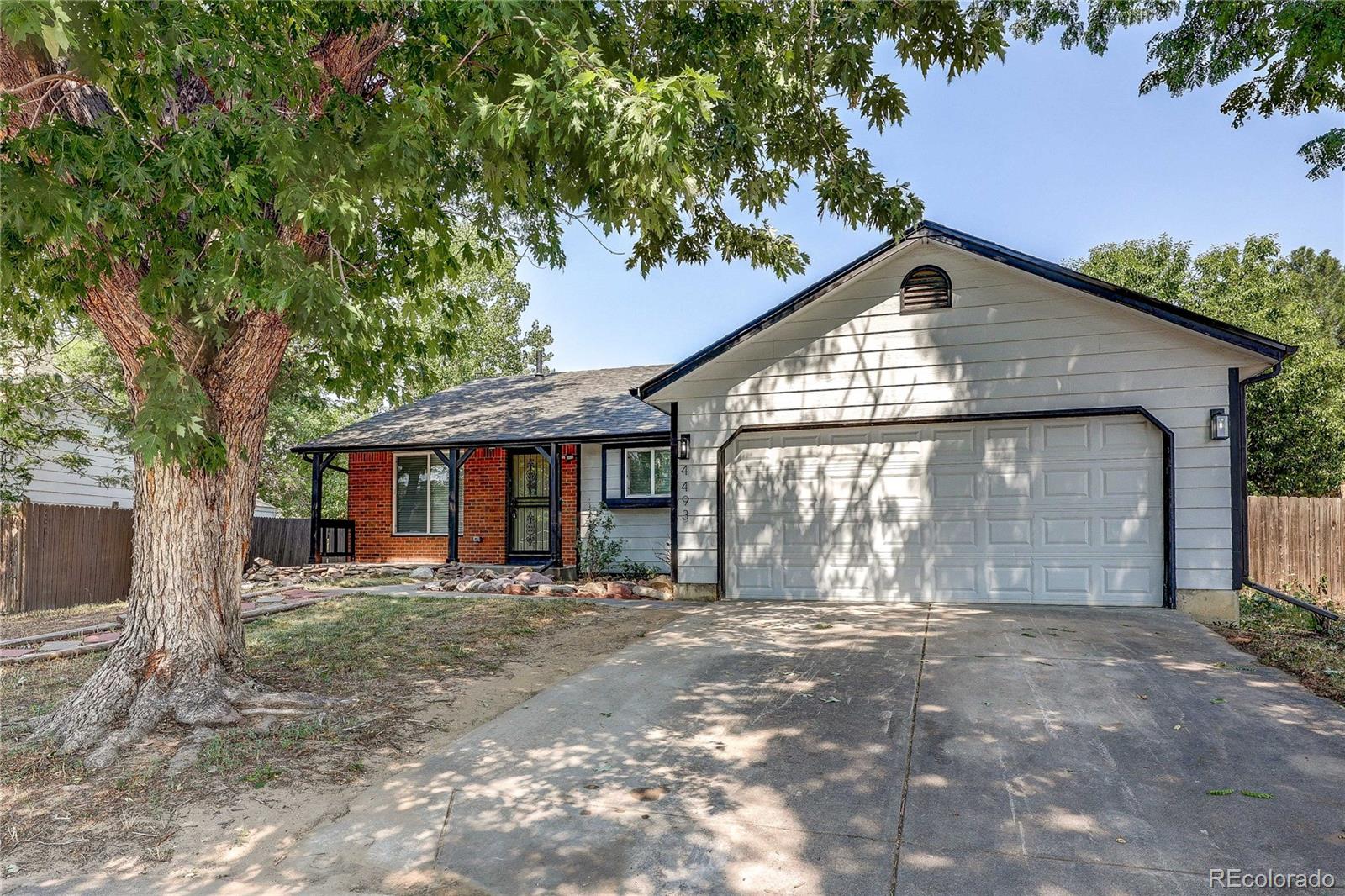 4493 Elkhart Street Denver CO 80239
