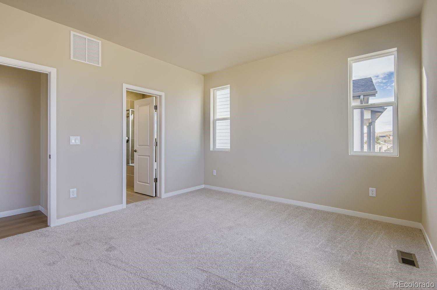 13783 Daffodil Way Parker CO 80134