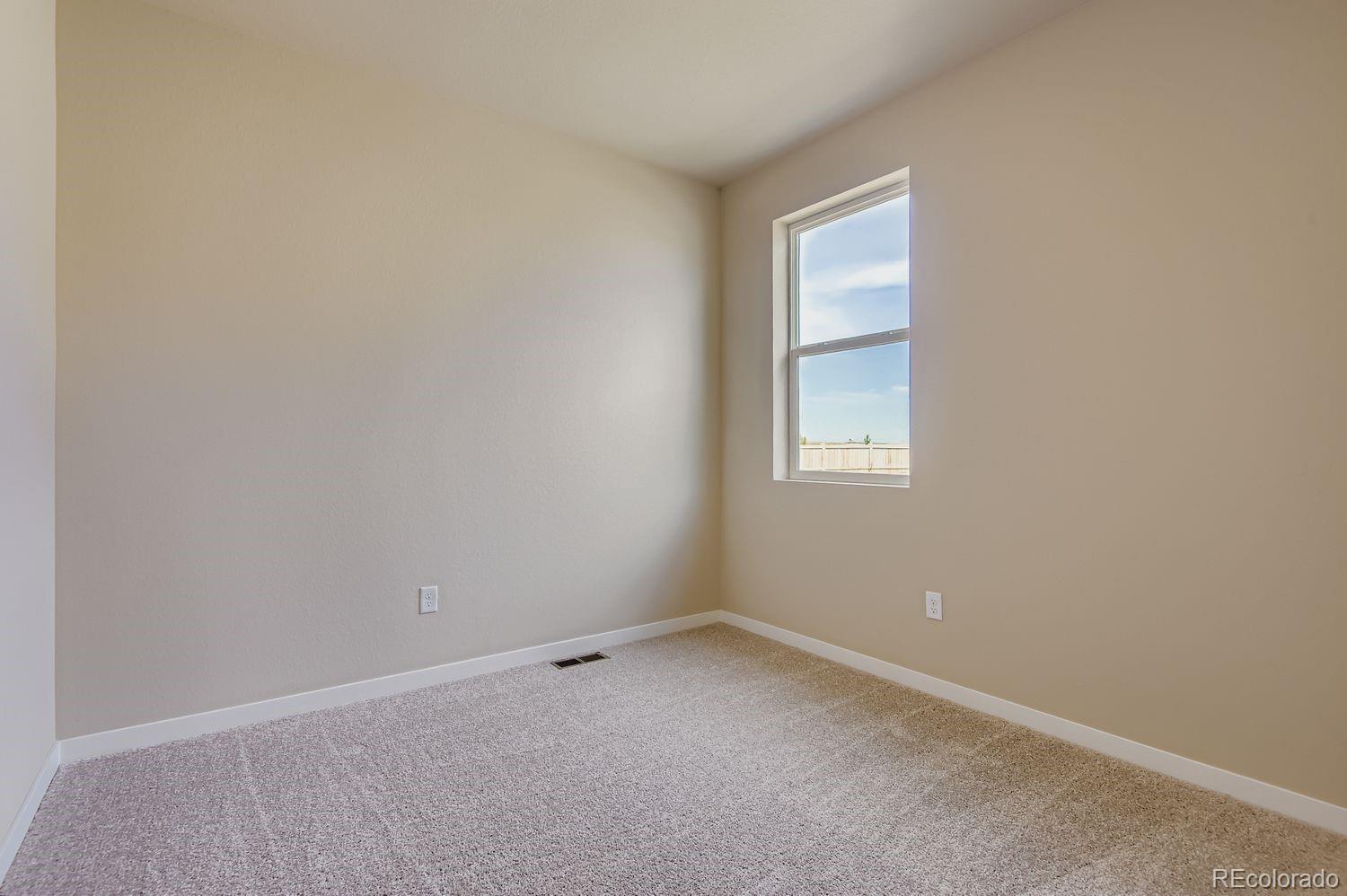 13783 Daffodil Way Parker CO 80134