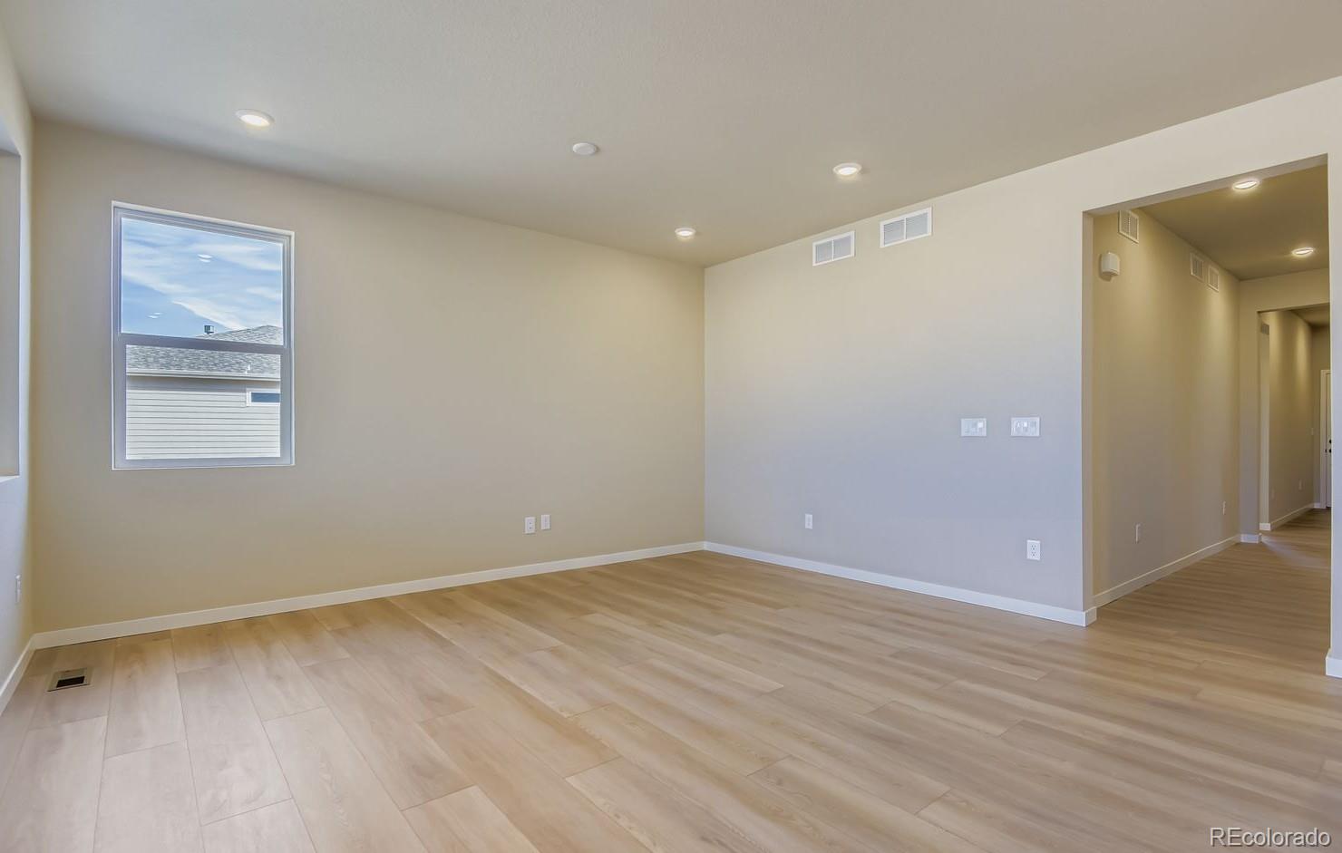 13783 Daffodil Way Parker CO 80134