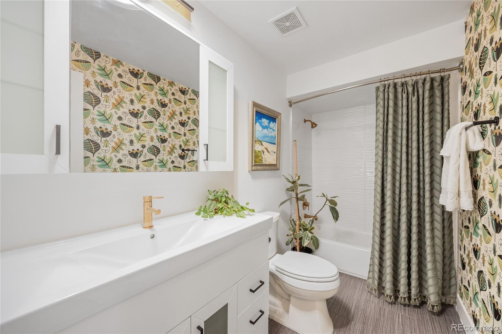 1380 S Dahlia Street Denver CO 80222