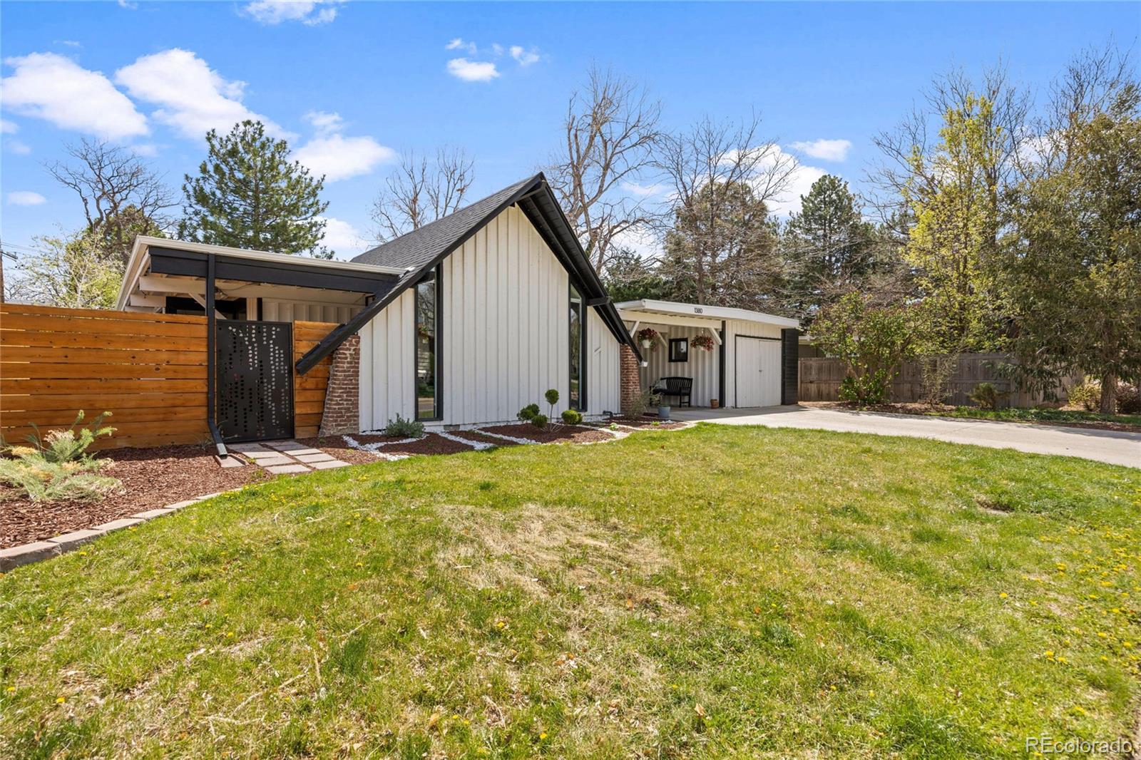 1380 S Dahlia Street Denver CO 80222