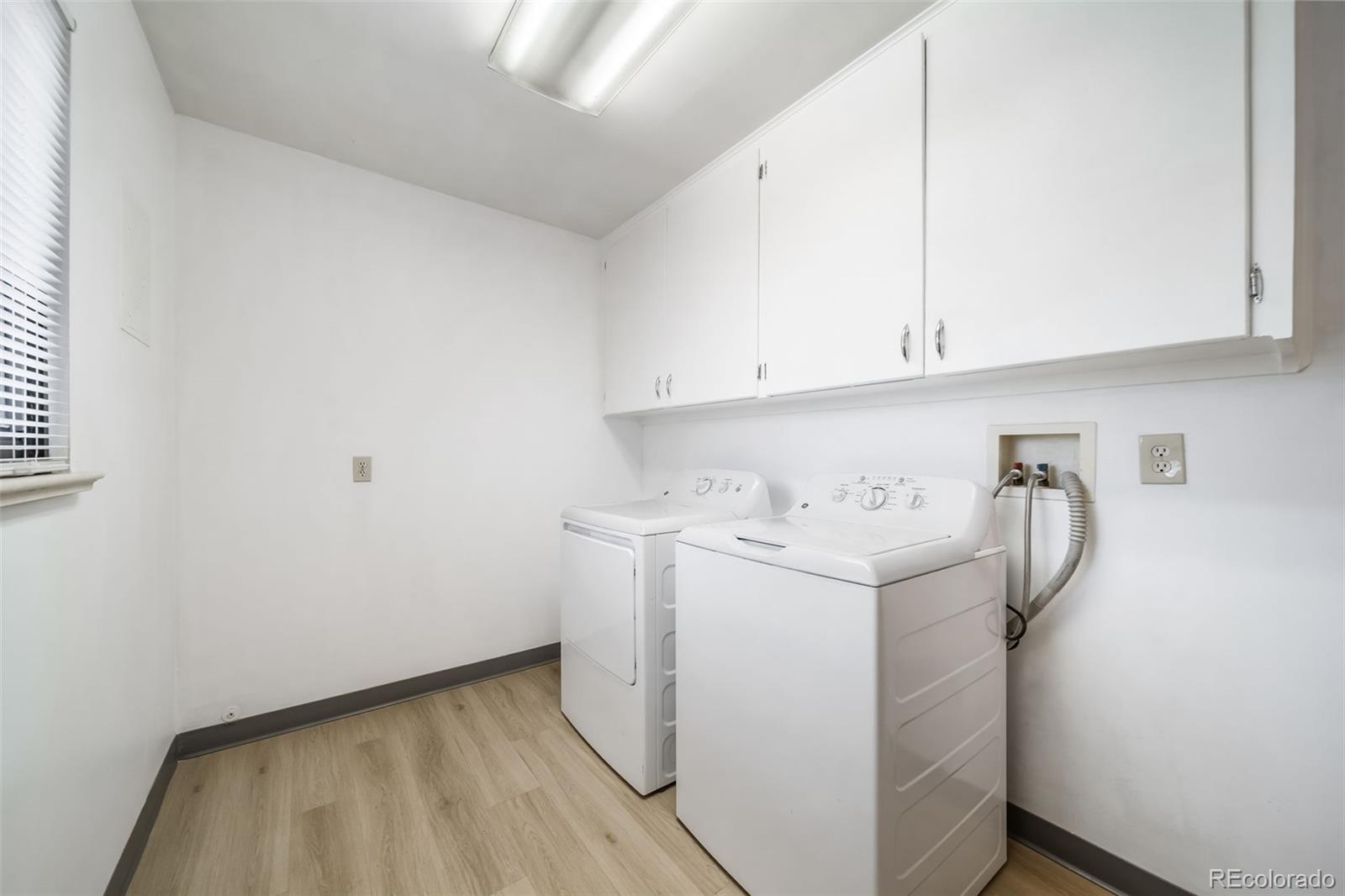 2228 Newark Street Aurora CO 80010