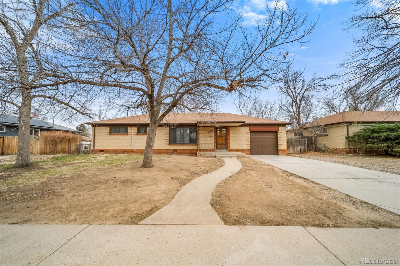 2228 Newark Street Aurora CO 80010