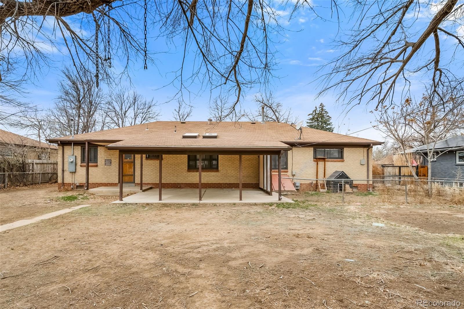 2228 Newark Street Aurora CO 80010