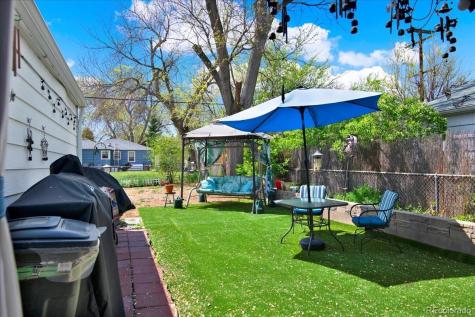 5211 Dover Street Arvada CO 80002