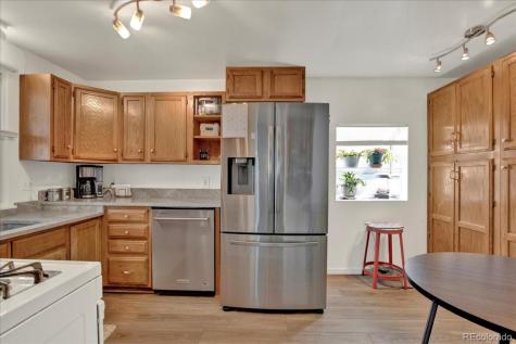 5211 Dover Street Arvada CO 80002