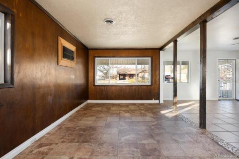 702 Scranton Court Aurora CO 80011