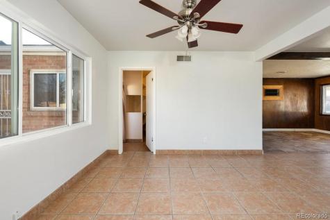 702 Scranton Court Aurora CO 80011