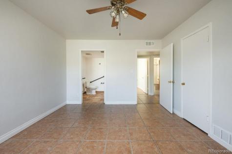 702 Scranton Court Aurora CO 80011