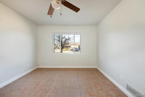 702 Scranton Court Aurora CO 80011