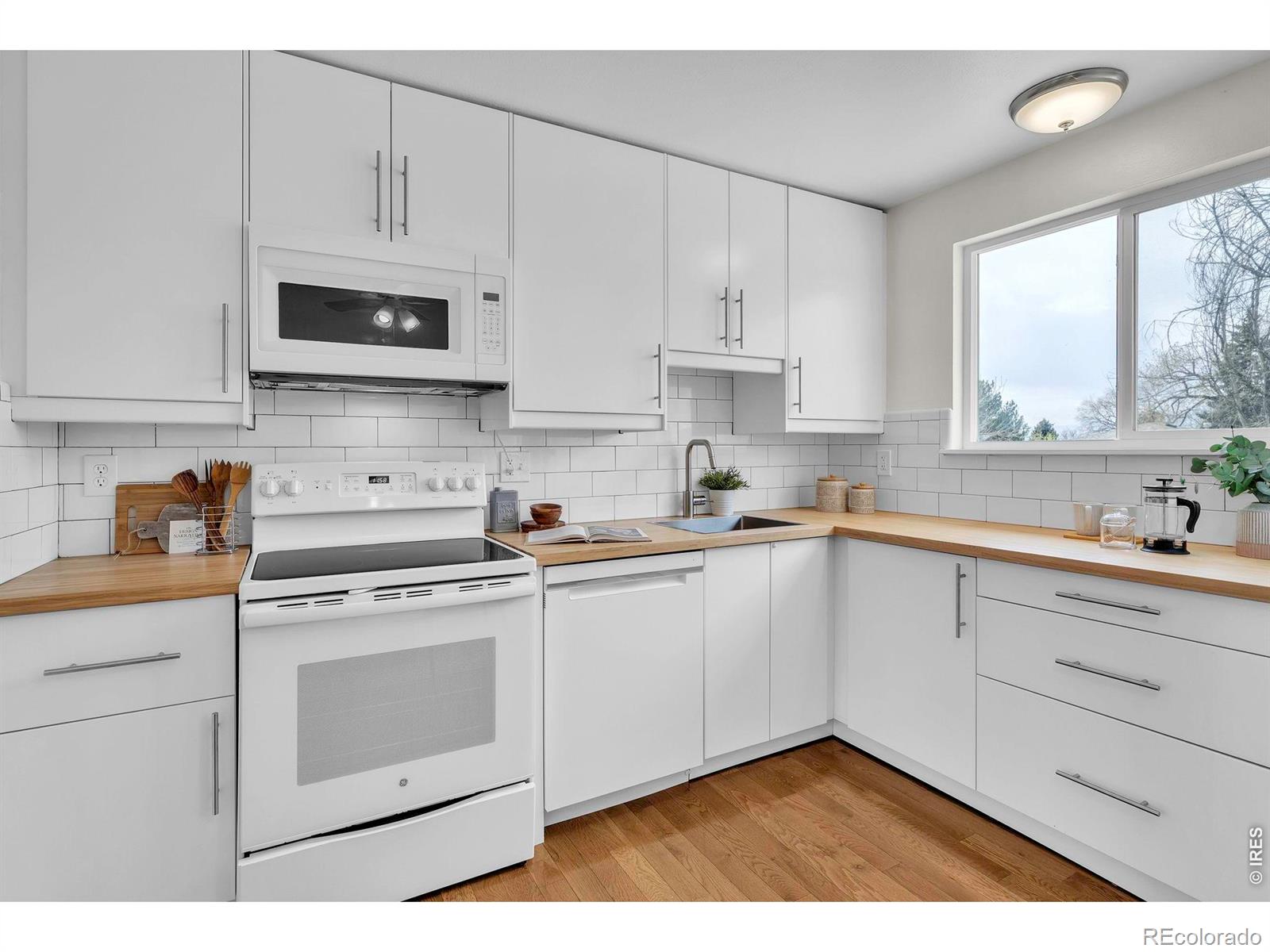4493 Canterbury Drive Boulder CO 80301