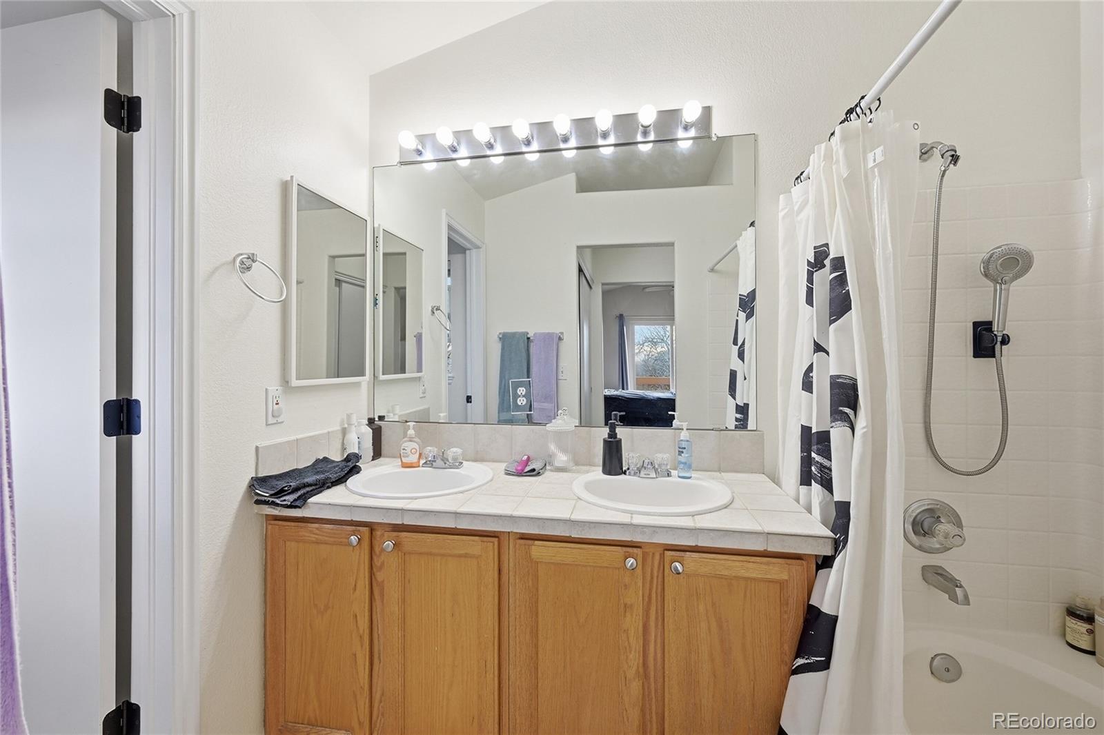 5323 S Malta Way Centennial CO 80015