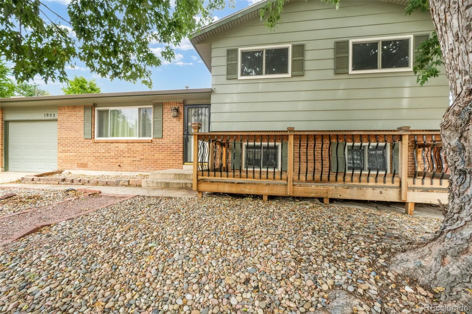 1925 Mineola Street Colorado Springs CO 80915