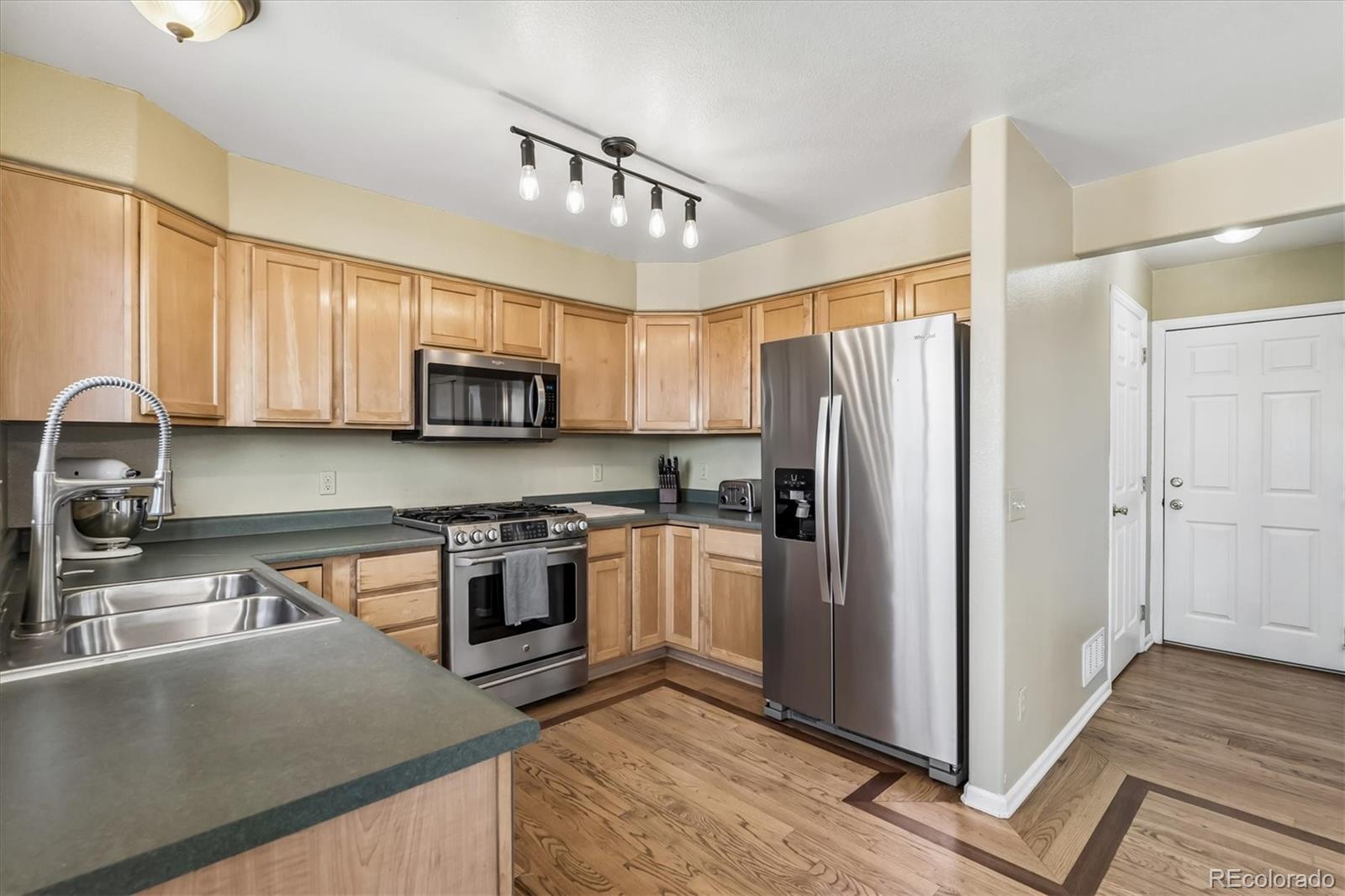 941 Sundown Drive Castle Rock CO 80104