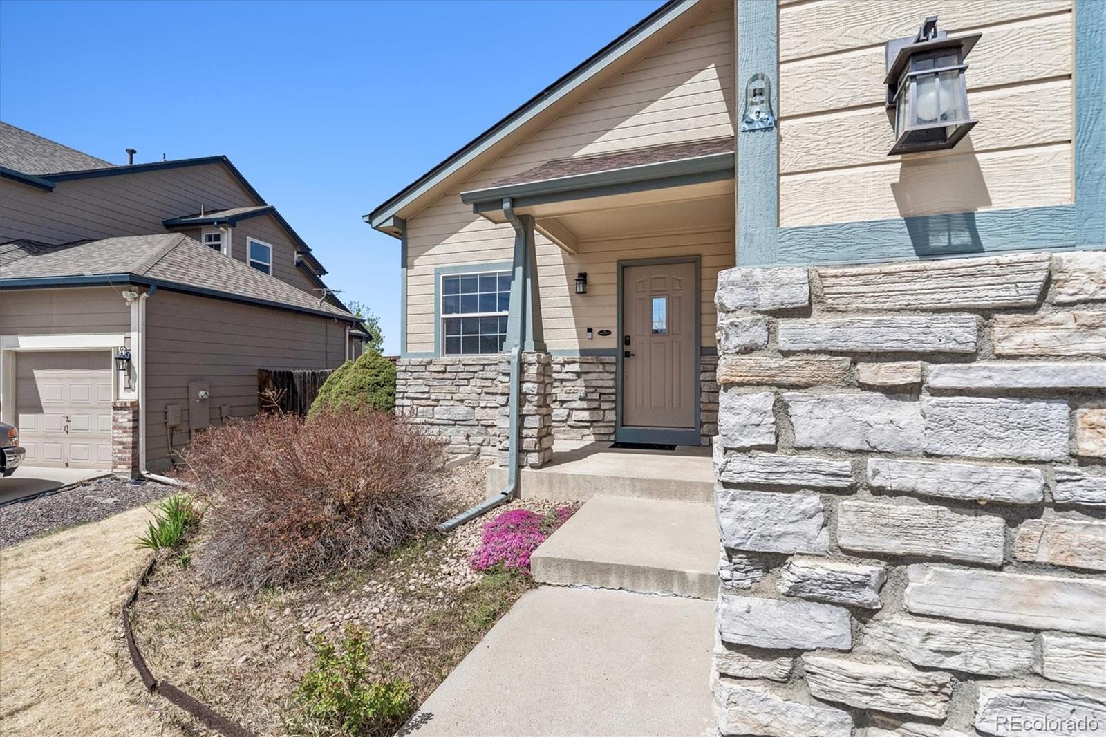 941 Sundown Drive Castle Rock CO 80104