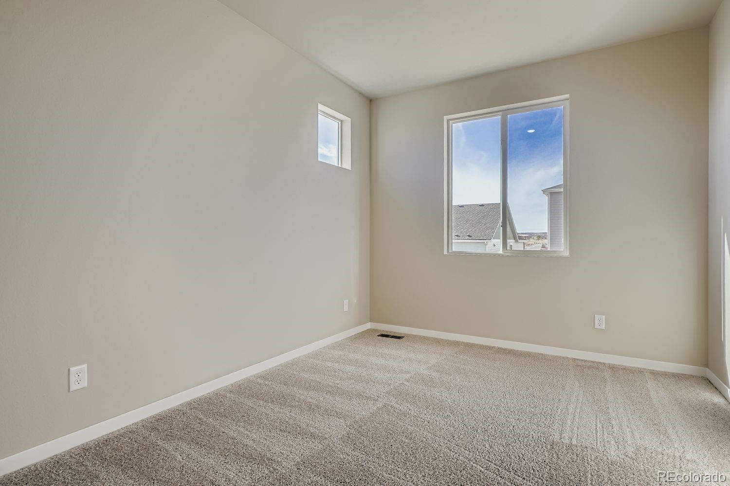 13767 Daffodil Way Parker CO 80134
