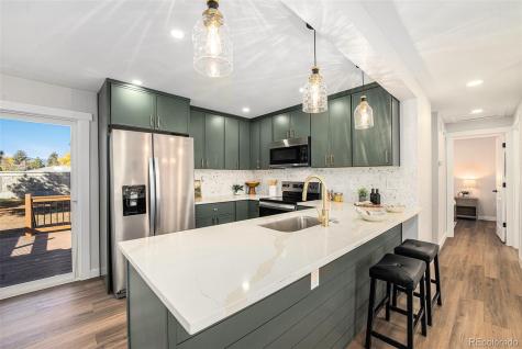 7561 Johnson Street Arvada CO 80005