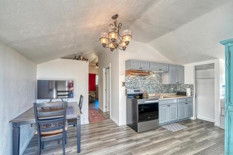 48 Huntsman Circle Florissant CO 80816