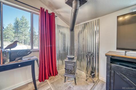 48 Huntsman Circle Florissant CO 80816