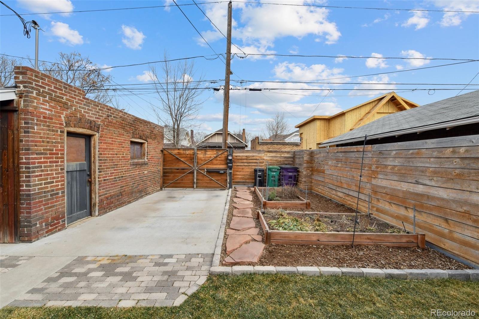 3528 N York Street Denver CO 80205