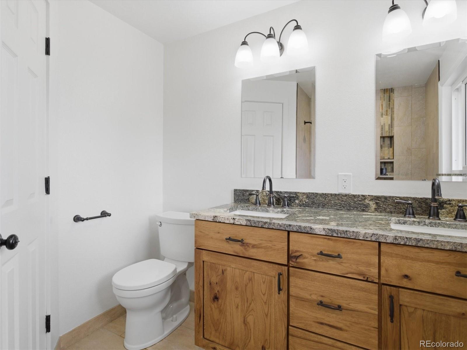 5576 W Hinsdale Place Littleton CO 80128