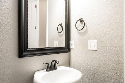 111 S Jackson Gap Way Aurora CO 80018