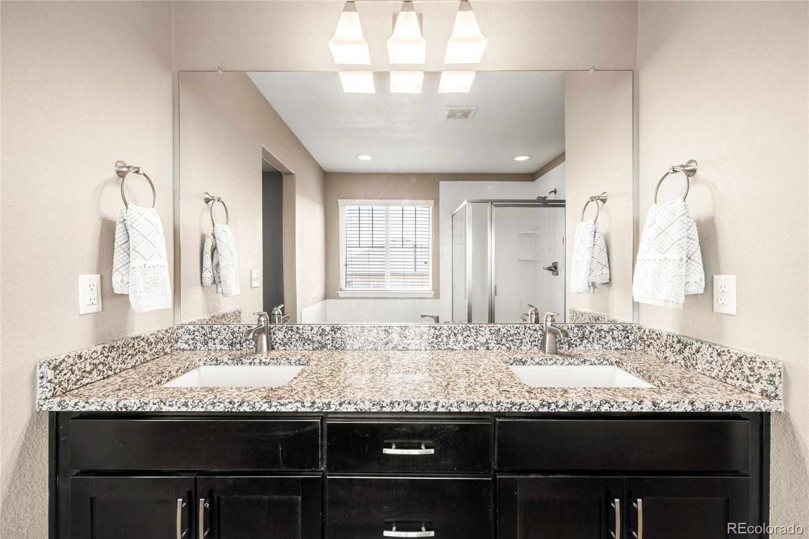 111 S Jackson Gap Way Aurora CO 80018