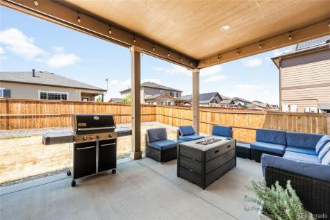 111 S Jackson Gap Way Aurora CO 80018