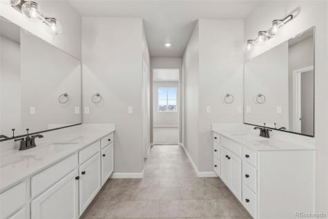 24317 E River Front Drive Aurora CO 80019