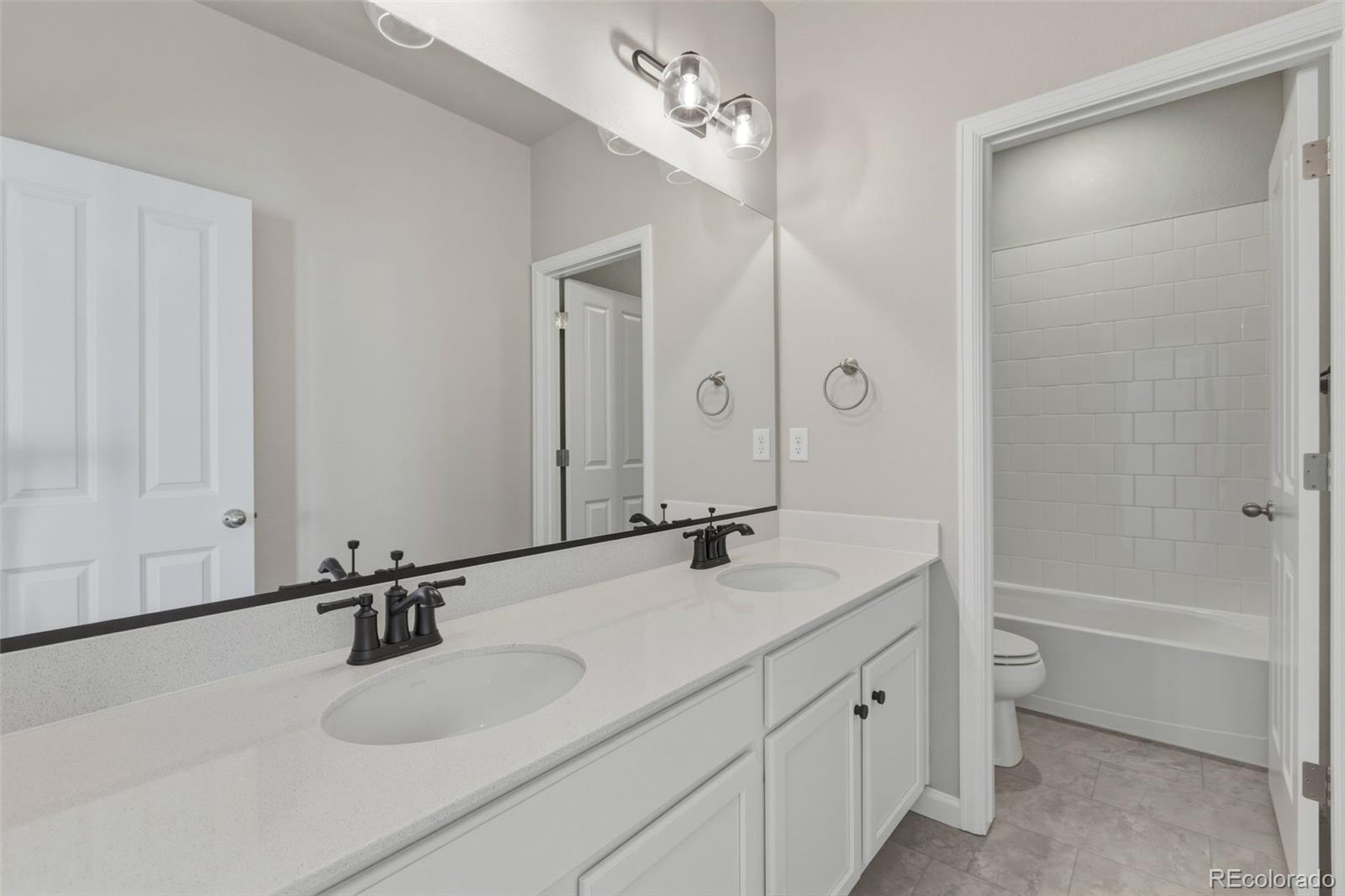 24317 E River Front Drive Aurora CO 80019