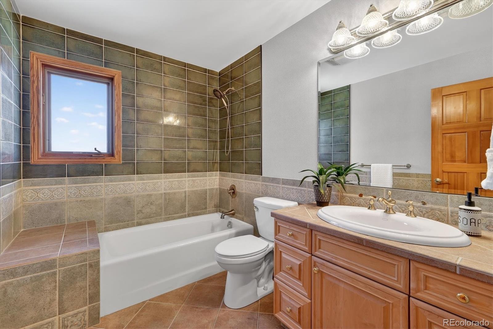 3960 S Lincoln Street Englewood CO 80113