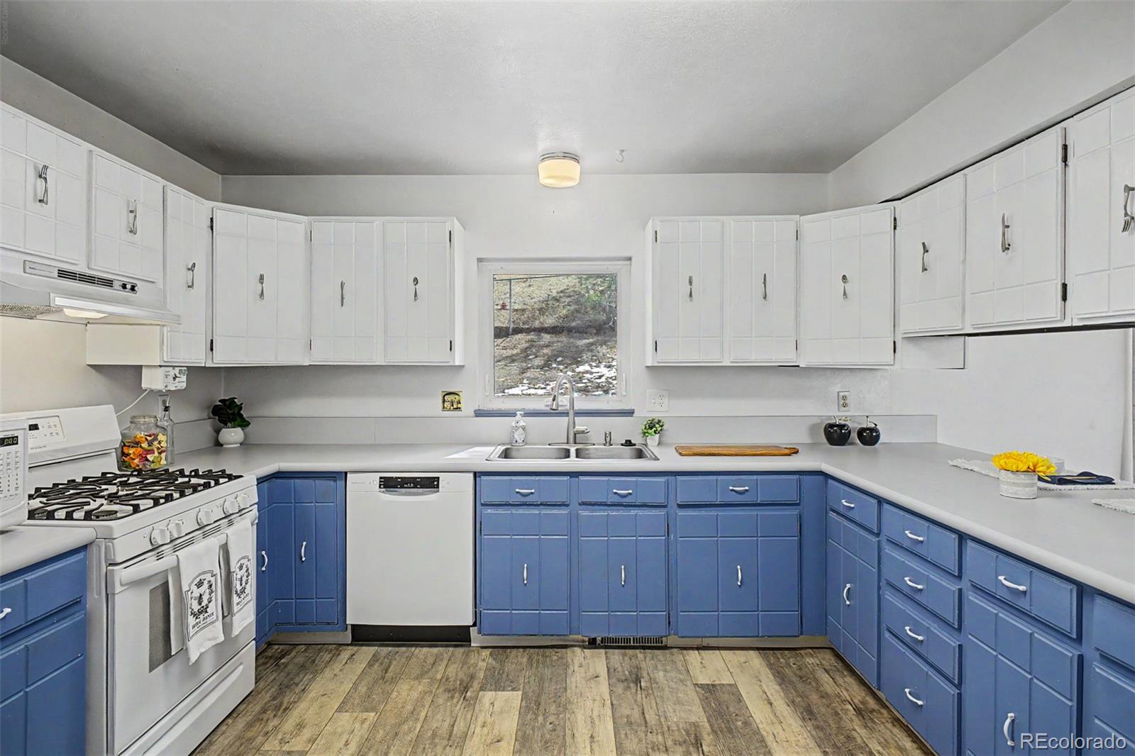 5302 S Pine Road Evergreen CO 80439