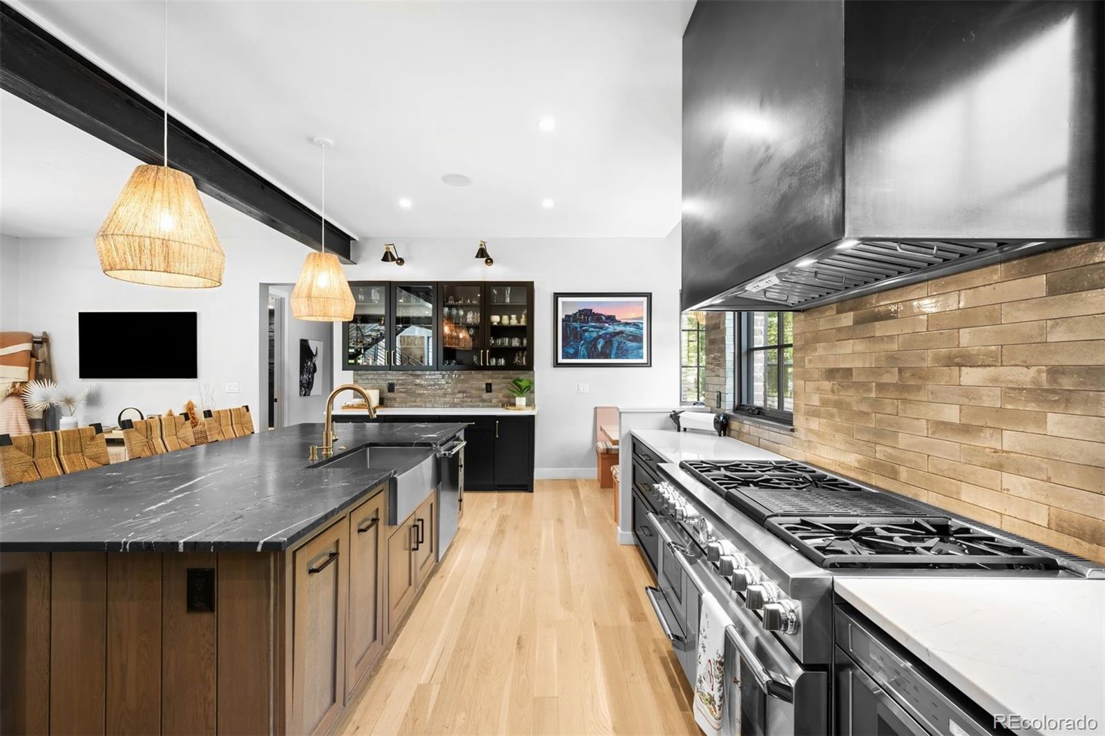 1055 S Cove Way Denver CO 80209