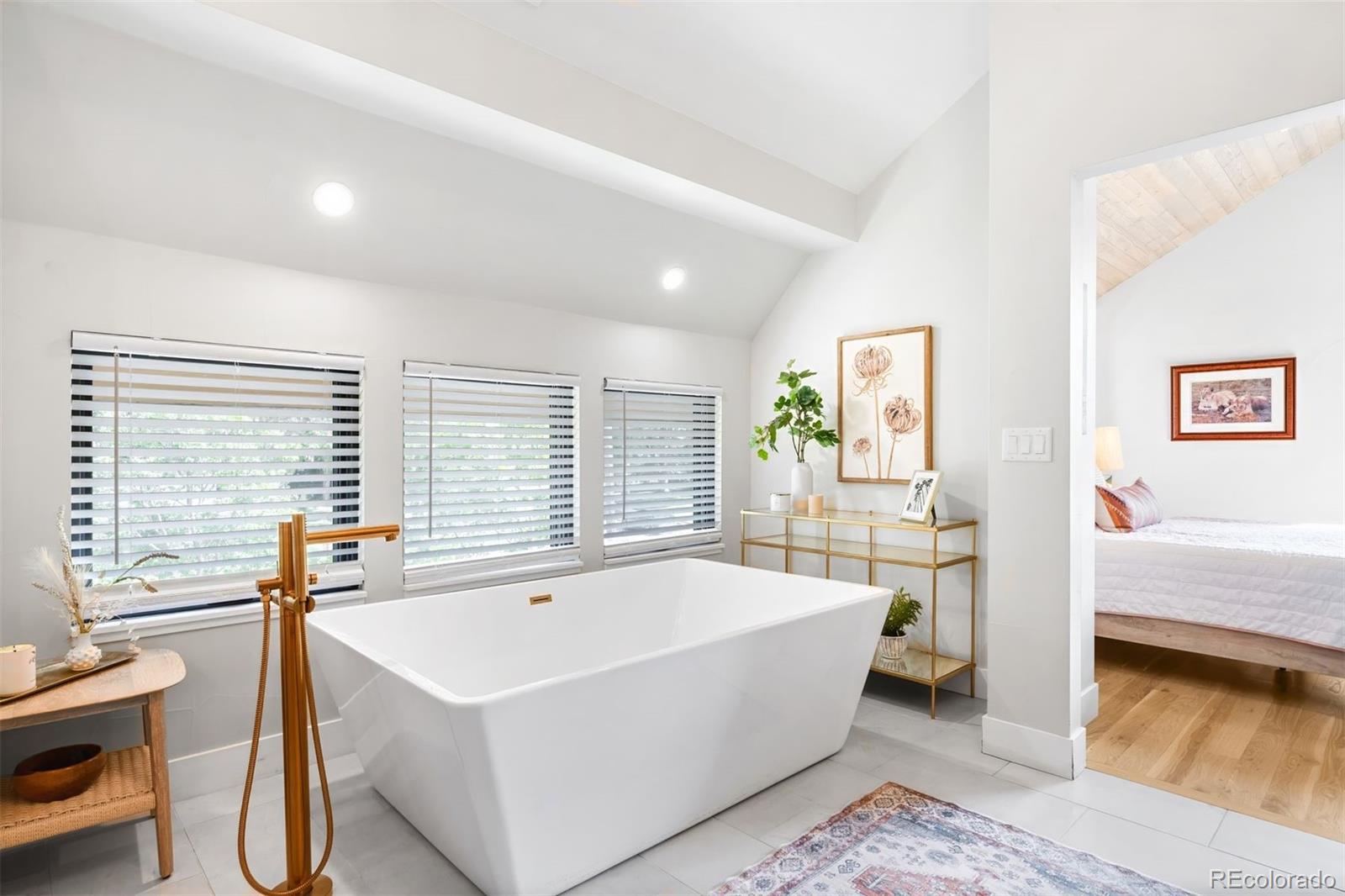 1055 S Cove Way Denver CO 80209