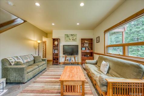 0453 Cr 672 Breckenridge CO 80424